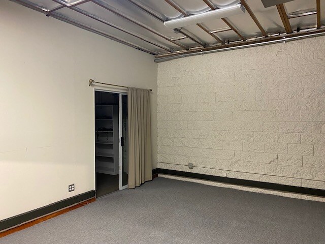 More Photos Of 13375 Beach Ave, Marina Del Rey Warehouse For Lease