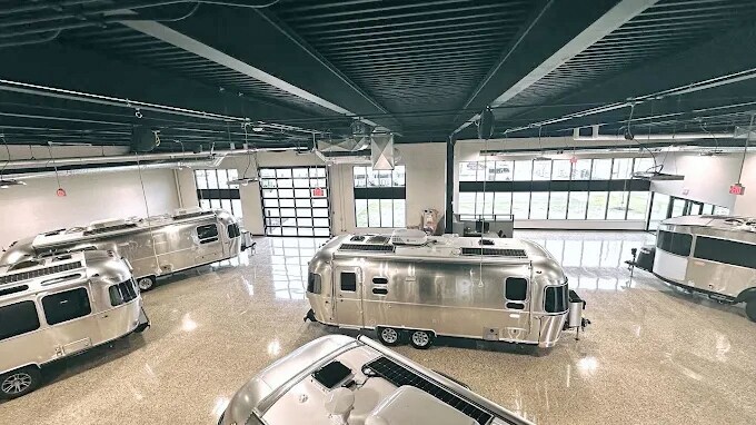 More Photos Of 9331 Dixie Hwy, Springfield Township Freestanding For Sale