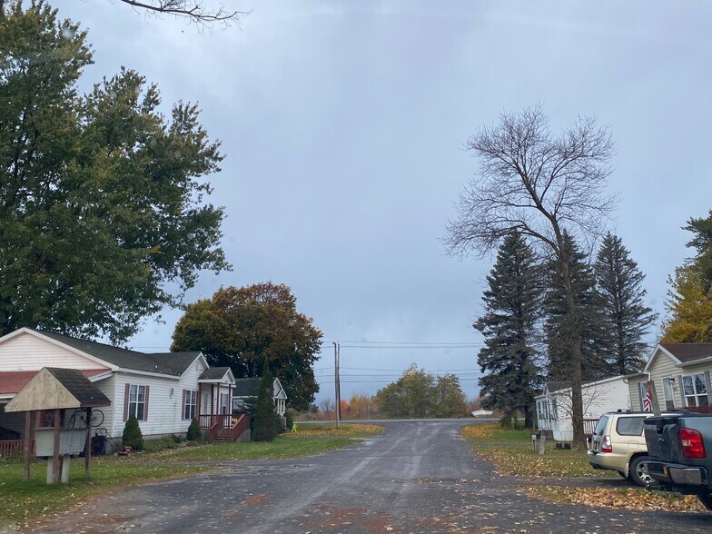 More Photos Of 12425 Timber Trl, Adams Center Manufactured Housing Mobile Home Park For Sale