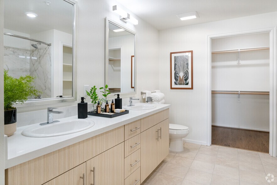 More Photos Of 6838-6874 Northbank Dr, Ventura Apartments For Lease