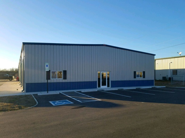 More Photos Of 2362 Lanier Rd, Rockville Warehouse For Lease