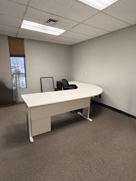 More Photos Of 2441 Production Dr, Indianapolis Unknown For Lease