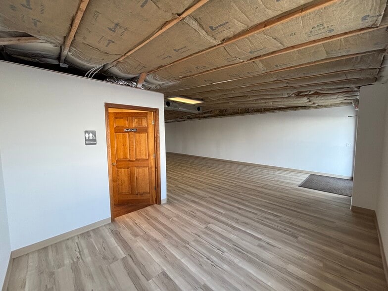 More Photos Of 1340 W Battlefield St, Springfield Office For Lease