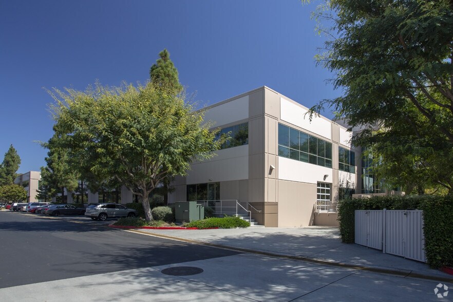 More Photos Of 13280 Evening Creek Dr S, San Diego Office For Lease