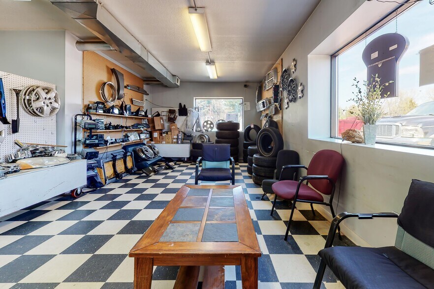 More Photos Of 1920 Wi-35, Somerset Auto Salvage Facility For Sale