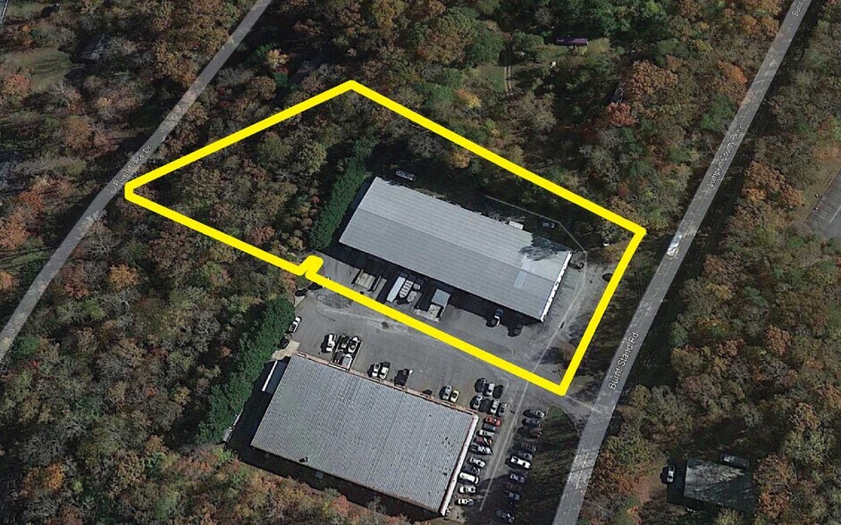 More Photos Of 389 Lumpkin County Pky, Dahlonega Warehouse For Sale