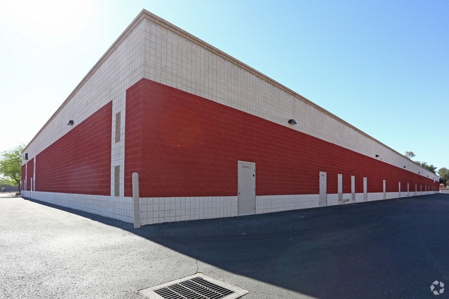 More Photos Of 6808 N Dysart Rd, Glendale General Retail For Sale
