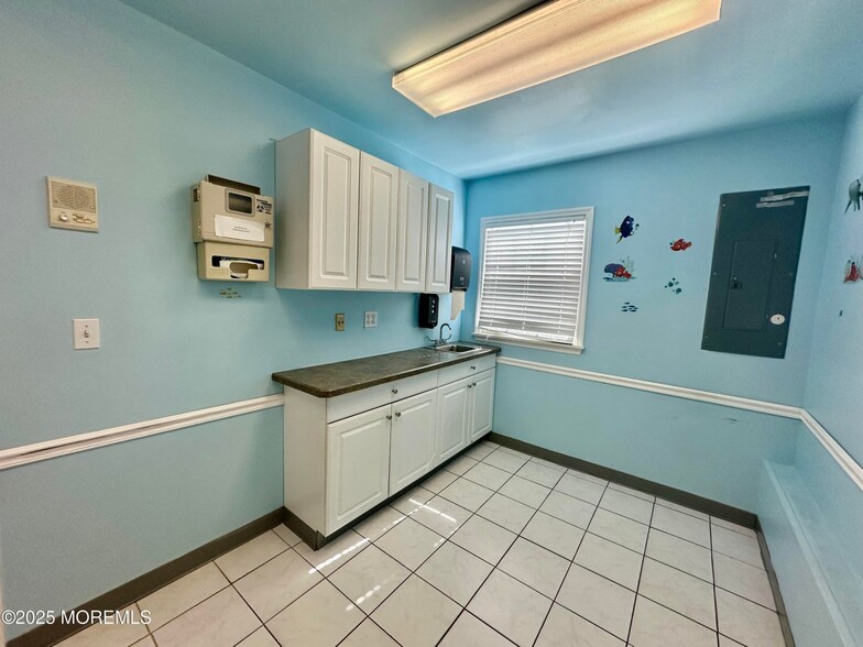 More Photos Of 751 Fischer Blvd, Toms River Medical For Sale