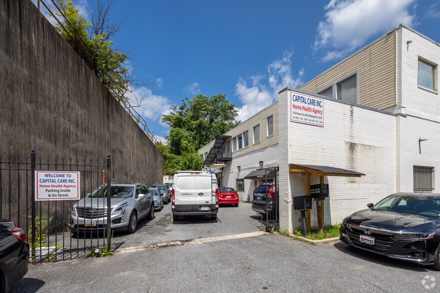 More Photos Of 6120 Kansas Ave NW, Washington Office For Lease