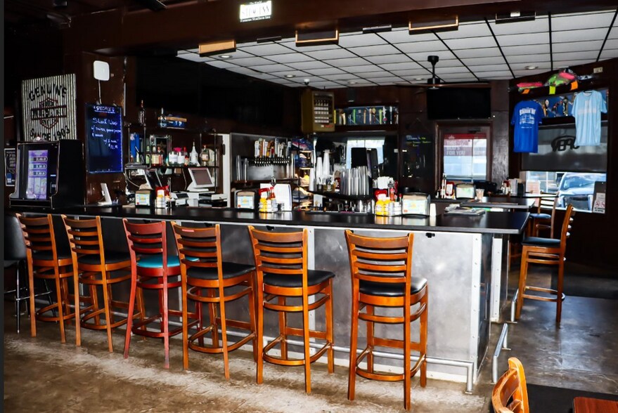 More Photos Of 3007 Fort Ave, Lynchburg Restaurant For Sale