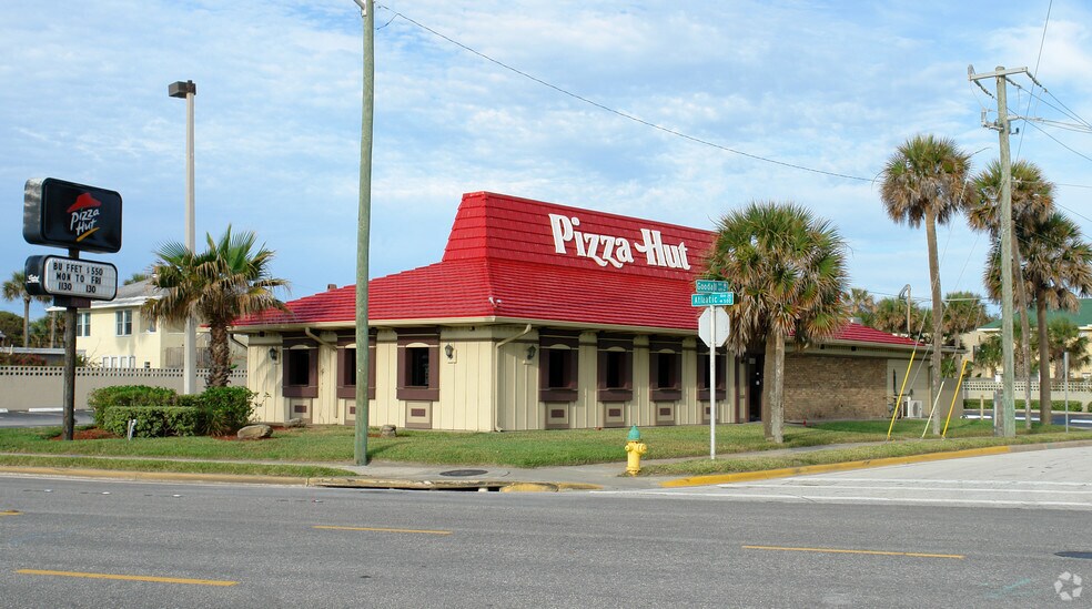 More Photos Of 500 S Atlantic Ave, Daytona Beach Restaurant For Lease