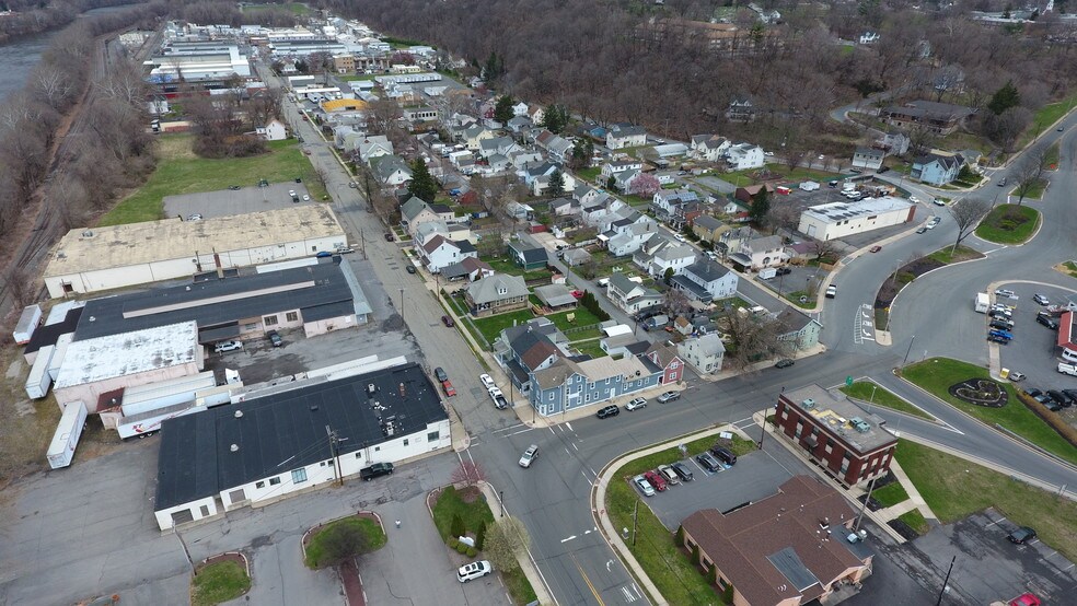 More Photos Of 80 Broad St, Phillipsburg Office Residential For Sale