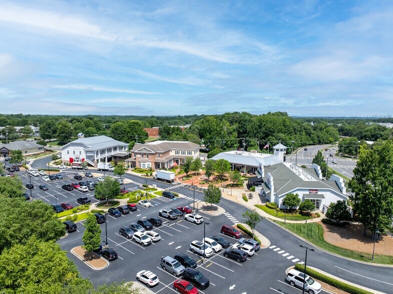 Primary Photo Of 8430 Rea Rd, Charlotte Unknown For Lease