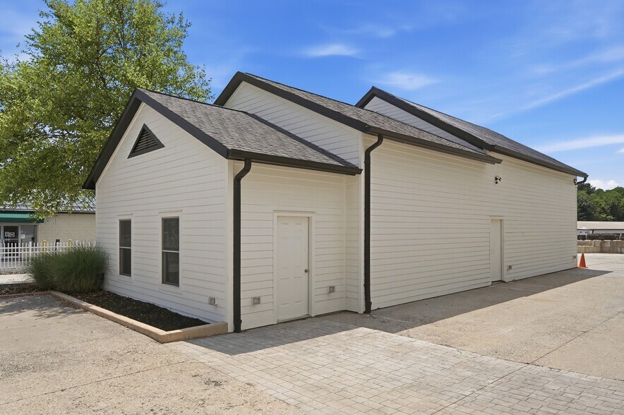 More Photos Of 8177 S Route 48, Maineville Office For Sale