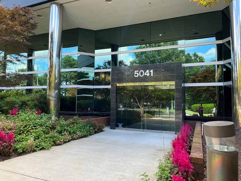 More Photos Of 5041 Corporate Woods Dr, Virginia Beach Unknown For Lease