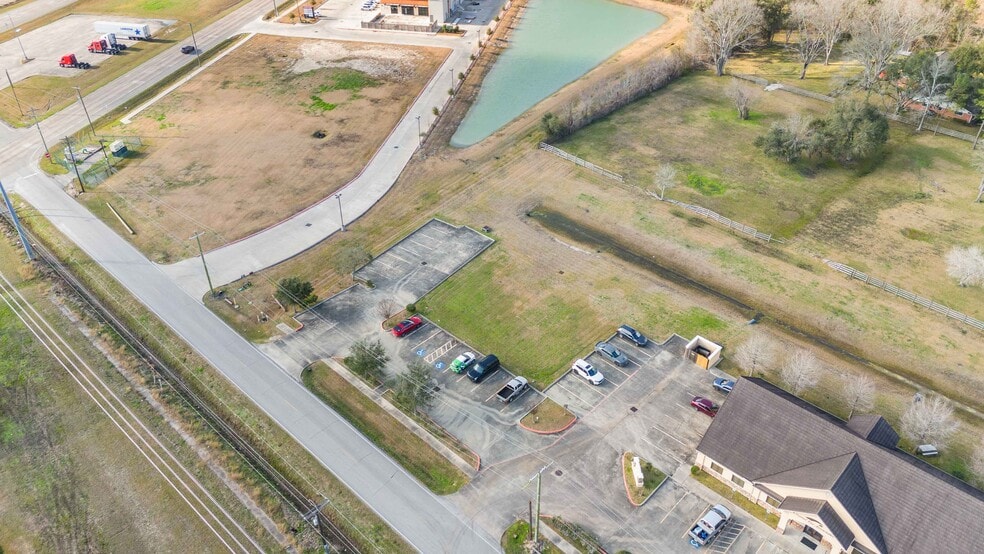 More Photos Of Steele Rd & Clifford St, Alvin Land For Sale