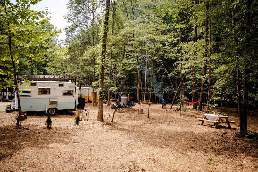 More Photos Of 38 Camp Ultima Blvd, Franklin Hospitality For Sale
