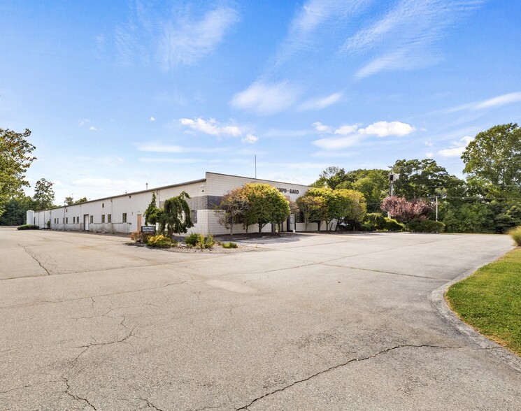 Primary Photo Of 1432 Gar Hwy, Swansea Manufacturing For Sale