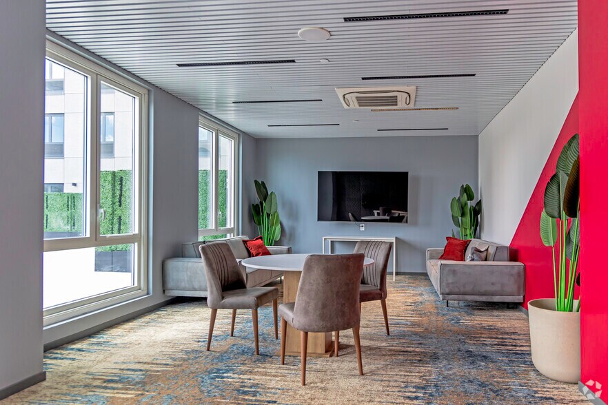 More Photos Of 4720 3rd Ave, Bronx Apartments For Lease