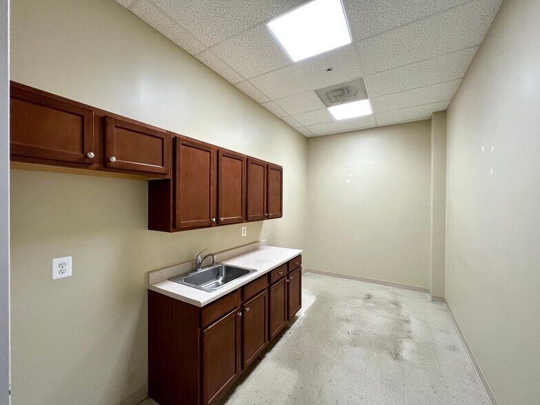 More Photos Of 531 Old Westminster Pike, Westminster Office Residential For Sale