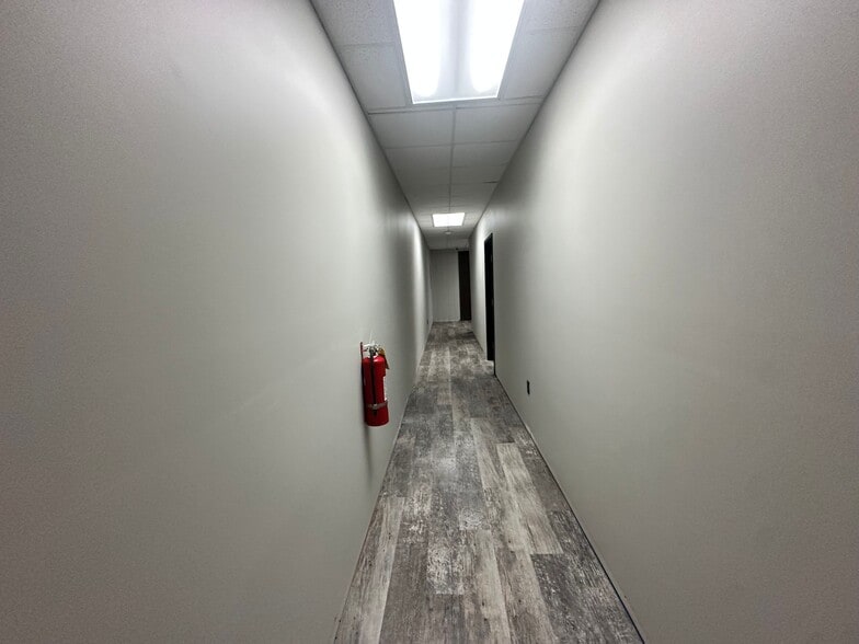 More Photos Of 4485 N Industrial Dr, Cumming Warehouse For Lease