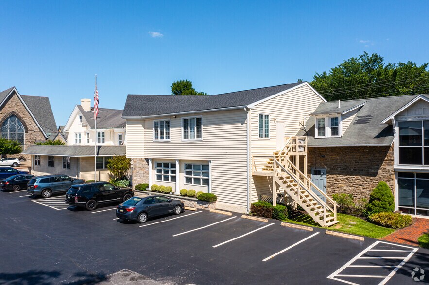 More Photos Of 21 E 5th Ave, Conshohocken Office For Lease