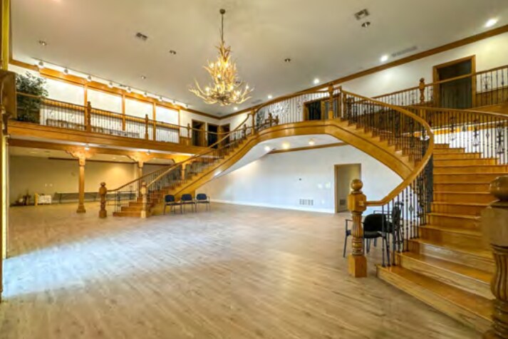 More Photos Of 1850 N Stemmons St, Sanger Industrial For Lease