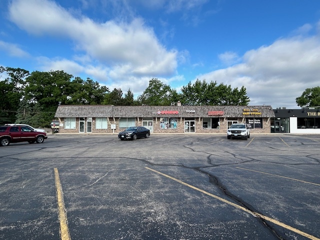 Primary Photo Of 332-350 S Main St, Bartlett General Retail For Lease