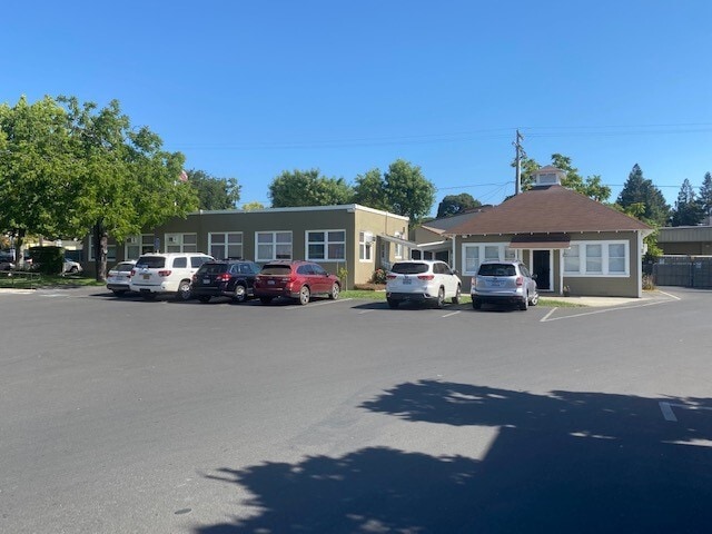 More Photos Of 68 S Coombs St, Napa Unknown For Lease