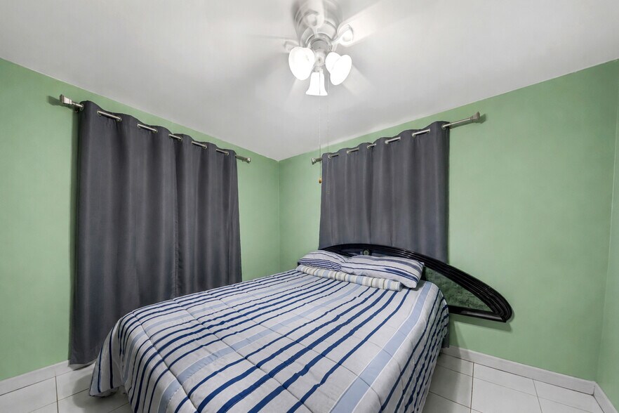More Photos Of 840-858 NW 4th St, Miami Apartments For Sale