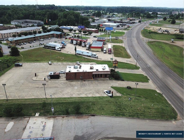 More Photos Of 3302 N Washington St, Forrest City Fast Food For Lease