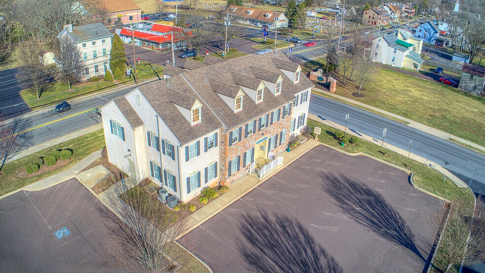 More Photos Of 350 W Main St, Trappe Office For Sale