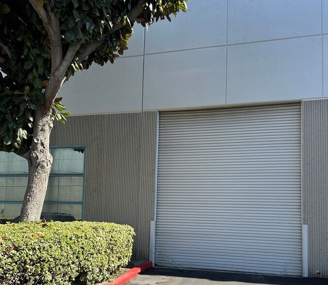 More Photos Of 13825 Magnolia Ave, Chino Warehouse For Lease
