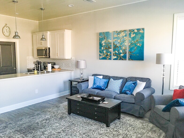 More Photos Of 304 Redmond Dr, College Station Multifamily For Sale