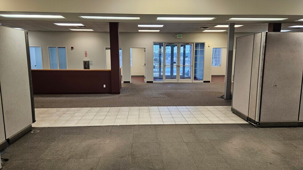More Photos Of 8727 W Highway 2, Spokane Office For Sale