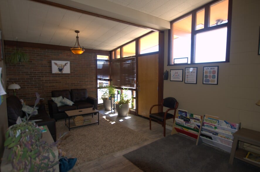 More Photos Of 1440 W 29th St, Loveland Medical For Lease