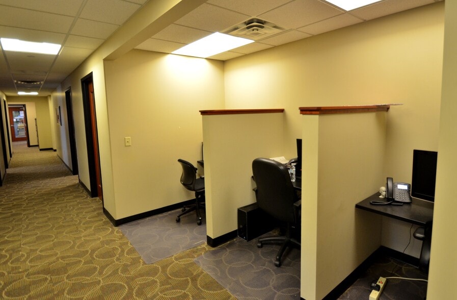 More Photos Of 7300 France Ave S, Edina Medical For Sale