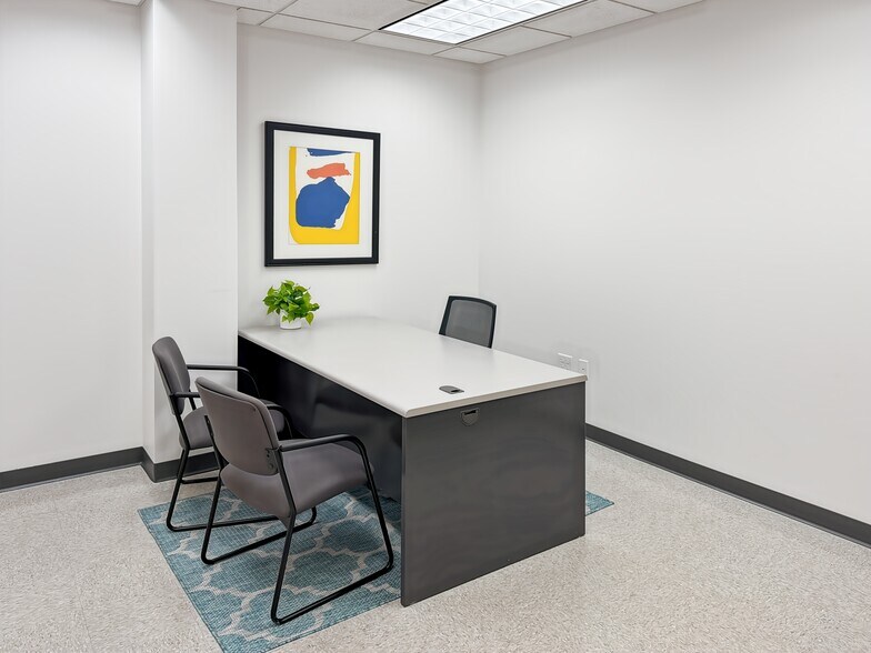 More Photos Of 625 Kenmoor Ave SE, Grand Rapids Coworking Space