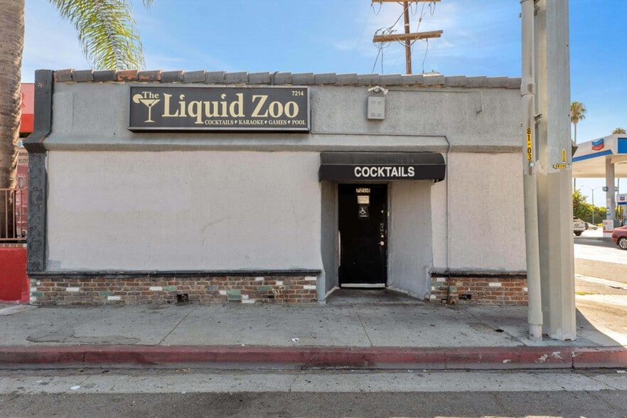 More Photos Of 7214 Sepulveda Blvd, Van Nuys Bar For Sale