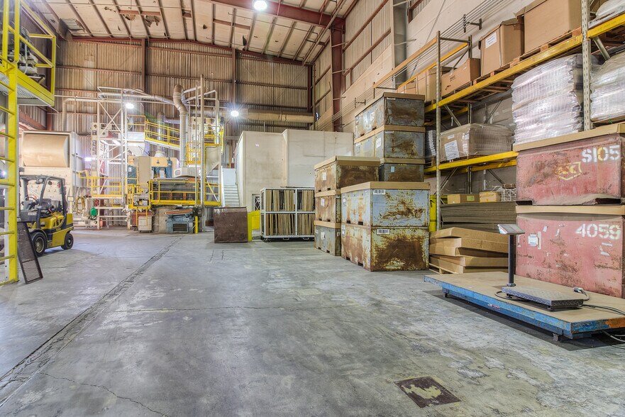 More Photos Of 1535-1541 W Lee Rd, Othello Warehouse For Sale