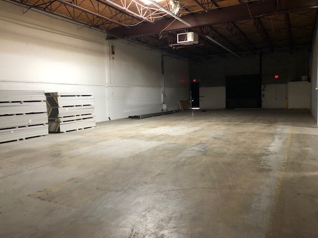 More Photos Of 44 Industrial Park Dr, Waldorf Warehouse For Lease