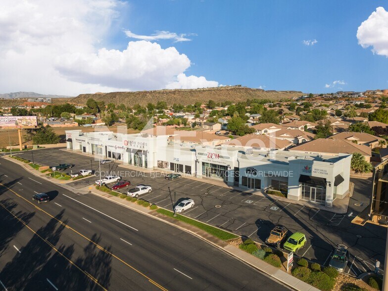 More Photos Of 2051 E Red Hills Pky, St George General Retail For Sale