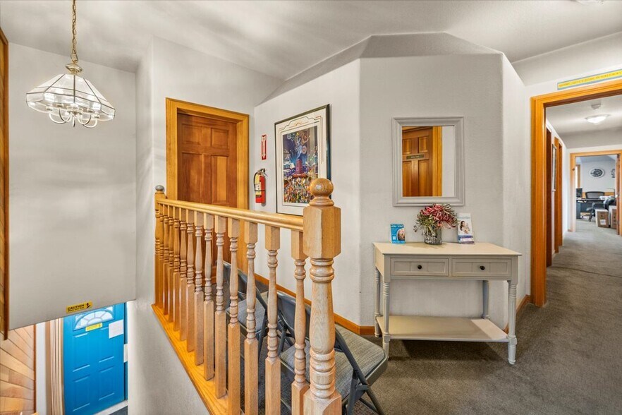 More Photos Of 41609 Big Bear Blvd, Big Bear Lake Office For Sale