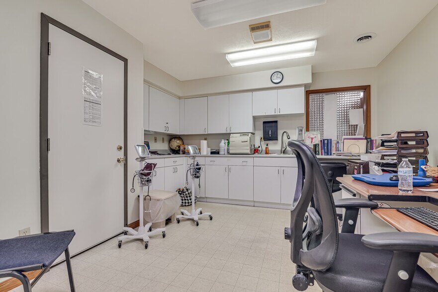 More Photos Of 371 E Brown St, East Stroudsburg Healthcare For Sale