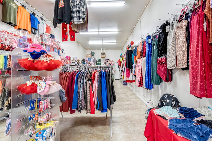 More Photos Of 3626 E Cesar Chavez Blvd, Fresno General Retail For Sale