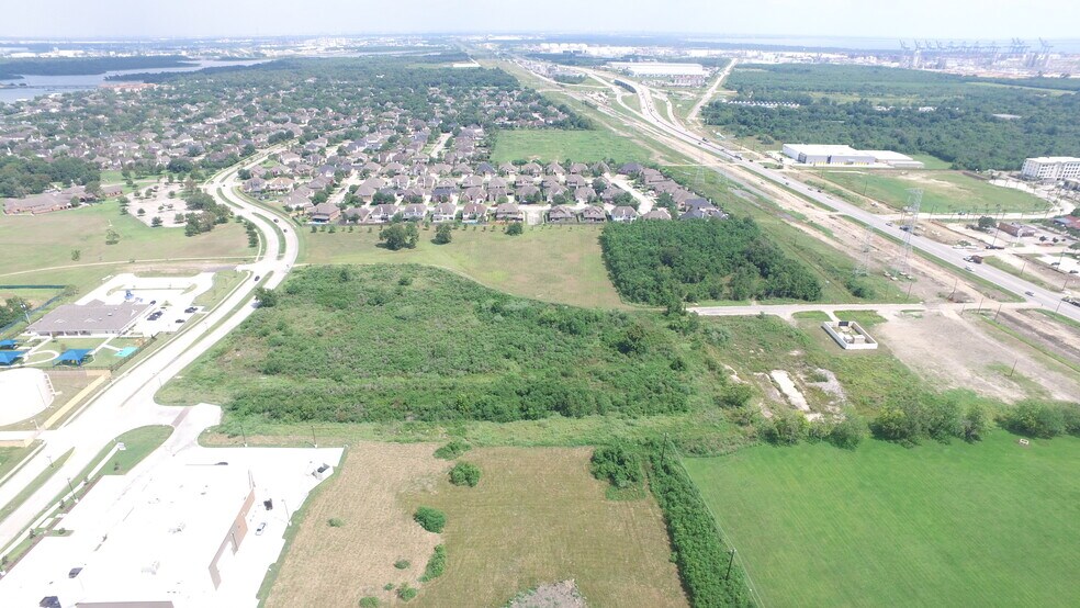 More Photos Of TX-146 & Repsdorph Rd, Seabrook Land For Sale