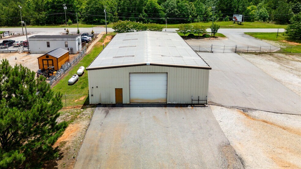 More Photos Of 3361 Highway 29 N, Belton Warehouse For Sale