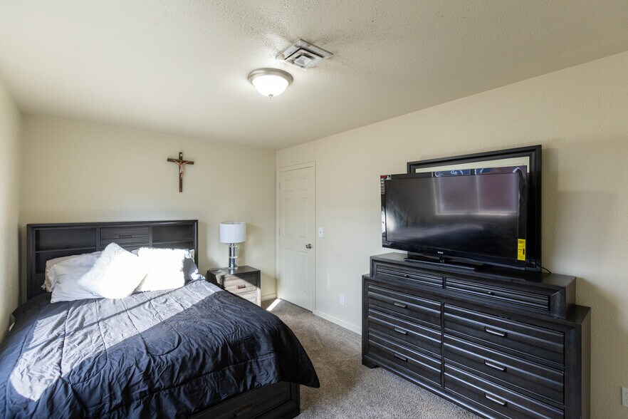 More Photos Of 758 Pleasant Ct, The Dalles Specialty For Sale