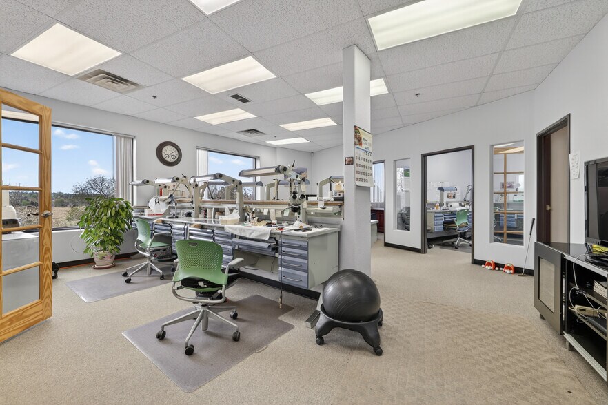 More Photos Of 12354 E Caley Ave, Centennial Medical For Sale