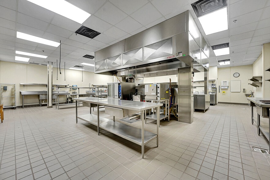 More Photos Of 1700-1710 Wuesthoff Dr, Melbourne Assisted Living For Sale